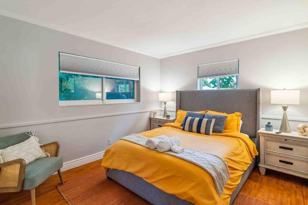 Private Oasis With Pool Near Beaches, Dining & Las Olas فورت لودرديل المظهر الخارجي الصورة